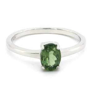 Серебряное кольцо 925 пробы 2,54 гр. с диопсидом класса AAA и цирконами 0,89 карат Серебряное кольцо 925 пробы 2,54 гр. с диопсидом класса AAA и цирконами 0,89 карат