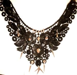 Ожерелья.из бархата