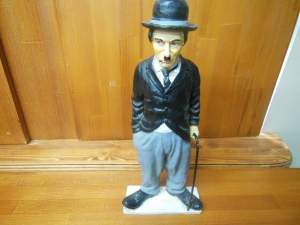 фарфоровая фигурка Чарли Чаплин фарфоровая фигурка Чарли Чаплин