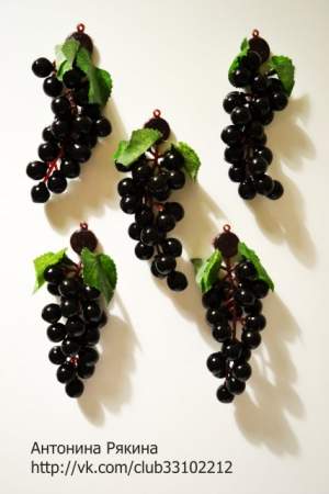 виноград черный магнит