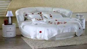 кровать двуспальная кровать двуспальная